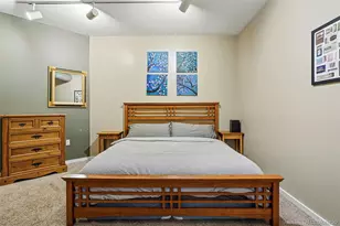 2400 N Broadway, Denver, CO 80205 - Photo 18