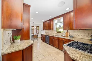 1090 Bonnie Brae Blvd, Denver, CO 80209 - Photo 8
