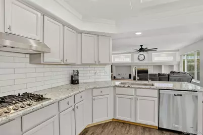 2174 Cactus Bluff Avenue, Highlands Ranch, CO 80129 - Photo 8