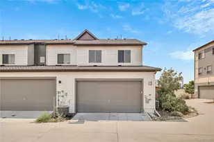 9811 E 56th Pl, Denver, CO 80238 - Photo 2
