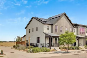 9811 E 56th Pl, Denver, CO 80238 - Photo 4