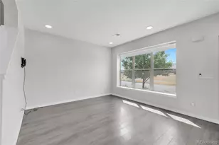 9811 E 56th Pl, Denver, CO 80238 - Photo 36