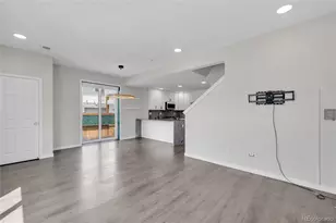 9811 E 56th Pl, Denver, CO 80238 - Photo 34