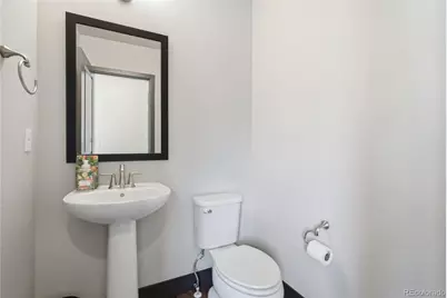 5920 N Perth Street, Aurora, CO 80019 - Photo 14