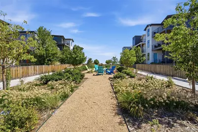 5920 N Perth Street, Aurora, CO 80019 - Photo 32