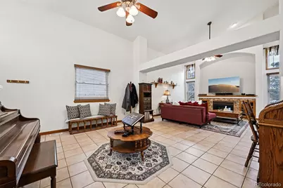 10424 Hollyhock Court, Highlands Ranch, CO 80129 - Photo 8