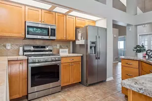 2242 S Moline Ct, Aurora, CO 80014 - Photo 8