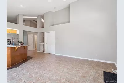 2242 S Moline Court, Aurora, CO 80014 - Photo 6