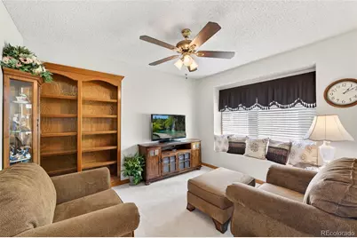 5849 S Danube Circle, Aurora, CO 80015 - Photo 6