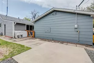 705 Newark St, Aurora, CO 80010 - Photo 20