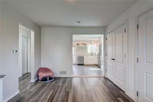 705 Newark St, Aurora, CO 80010 - Photo 6