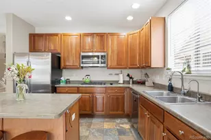 8404 Snaffle Bit Ct, Littleton, CO 80125 - Photo 8