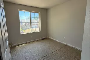 4693 Durham Ct, Denver, CO 80239 - Photo 10