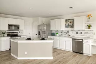 2366 E 109th Dr, Northglenn, CO 80233 - Photo 12