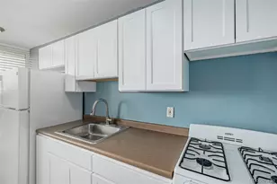 1196 N Grant St, Denver, CO 80203 - Photo 12