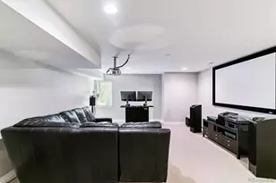 2428 Clarkson St, Denver, CO 80205 - Photo 28