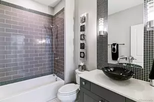 2428 Clarkson St, Denver, CO 80205 - Photo 4