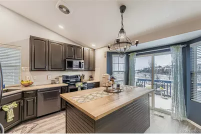 4852 S Fultondale Way, Aurora, CO 80016 - Photo 8