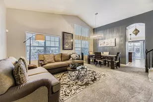 4852 S Fultondale Way, Aurora, CO 80016 - Photo 4