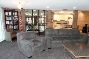 2880 S Locust St, Denver, CO 80222 - Photo 18