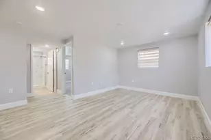 3227 N Steele St, Denver, CO 80205 - Photo 22