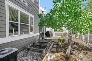 2131 Grays Peak Dr, Loveland, CO 80538 - Photo 6