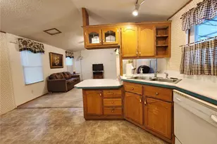 831 17th Ave, Longmont, CO 80501 - Photo 2