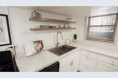 1717 E 29th Ave 1/2, Denver, CO 80205 - Photo 6