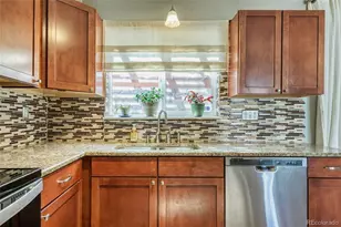 4106 S Laredo Way, Aurora, CO 80013 - Photo 12