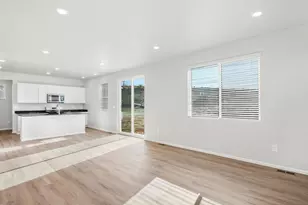 4641 Sunsplash Wy, Johnstown, CO 80534 - Photo 6