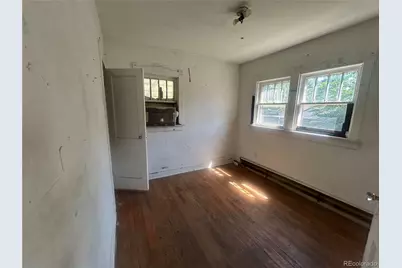 162 Hazel Court, Denver, CO 80219 - Photo 8