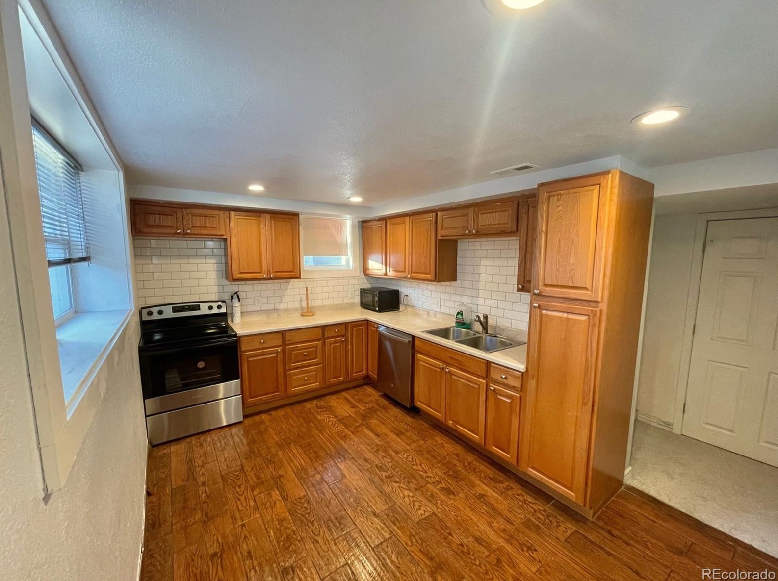 1403 N Meade Street #a, Denver, CO 80204