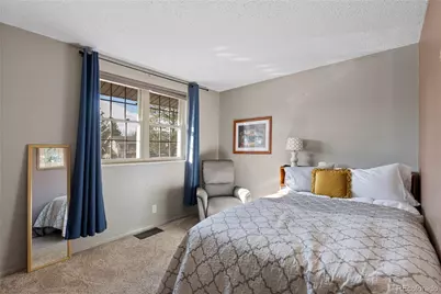 3704 S Mission Parkway, Aurora, CO 80013 - Photo 12