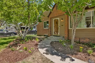 918 Magnolia St, Denver, CO 80220 - Photo 2