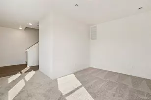 24111 E 54th Pl, Aurora, CO 80019 - Photo 10