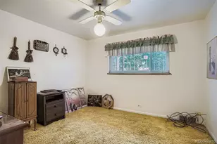 3045 N Monaco Pkwy, Denver, CO 80207 - Photo 12