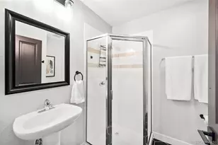1499 Blake St, Denver, CO 80202 - Photo 16