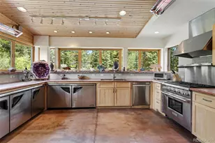 1000 Rangeview Ct, Black Hawk, CO 80422 - Photo 6