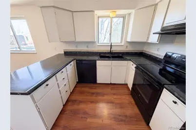 5162 S Richfield Street, Aurora, CO 80015 - Photo 2