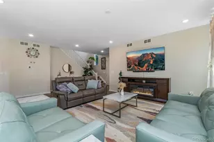 23933 E 39th Ave, Aurora, CO 80019 - Photo 8