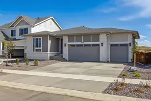 25224 E Warren Pl, Aurora, CO 80018 - Photo 2