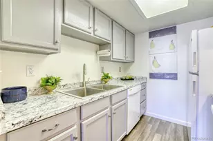 6007 Yarrow St, Arvada, CO 80004 - Photo 12