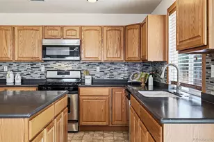 15642 E 98th Pl, Commerce City, CO 80022 - Photo 16