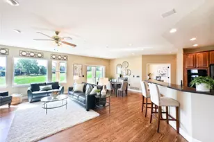 8151 S Algonquian Cir, Aurora, CO 80016 - Photo 8