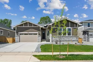 3771 Emerald Shore Cir, Loveland, CO 80538 - Photo 2