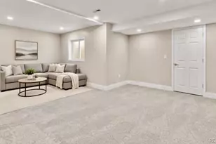 8062 E Phillips Cir, Centennial, CO 80112 - Photo 18