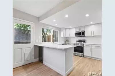 8062 E Phillips Circle, Centennial, CO 80112 - Photo 6