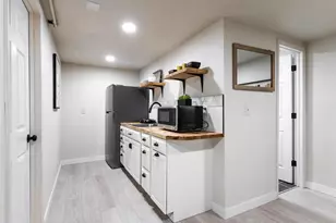 2960 Poplar St, Denver, CO 80207 - Photo 20