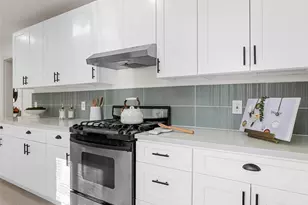 2960 Poplar St, Denver, CO 80207 - Photo 14