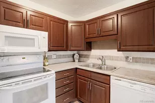 13609 E Cornell Ave, Aurora, CO 80014 - Photo 4